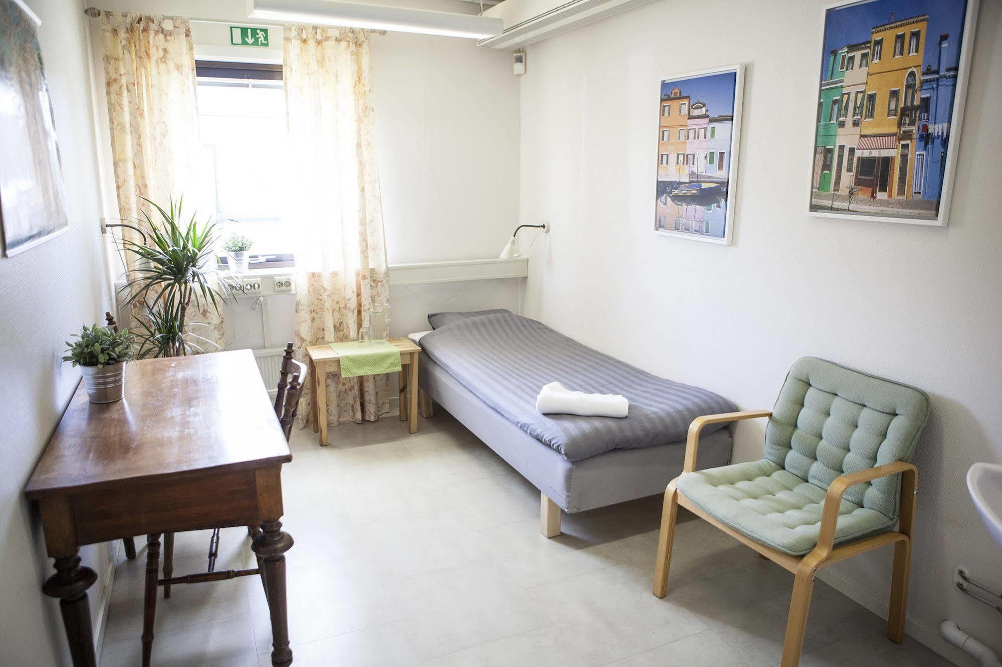 Sol & Sand Bed And Breakfast Kungalv Bagian luar foto